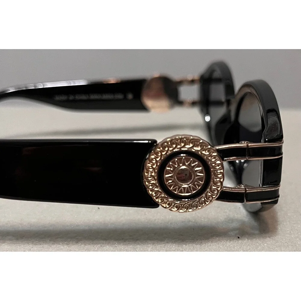 ASOS‎ Black Oval Sunglasses Gold Medallion Temple Retro 90s Style 07902563